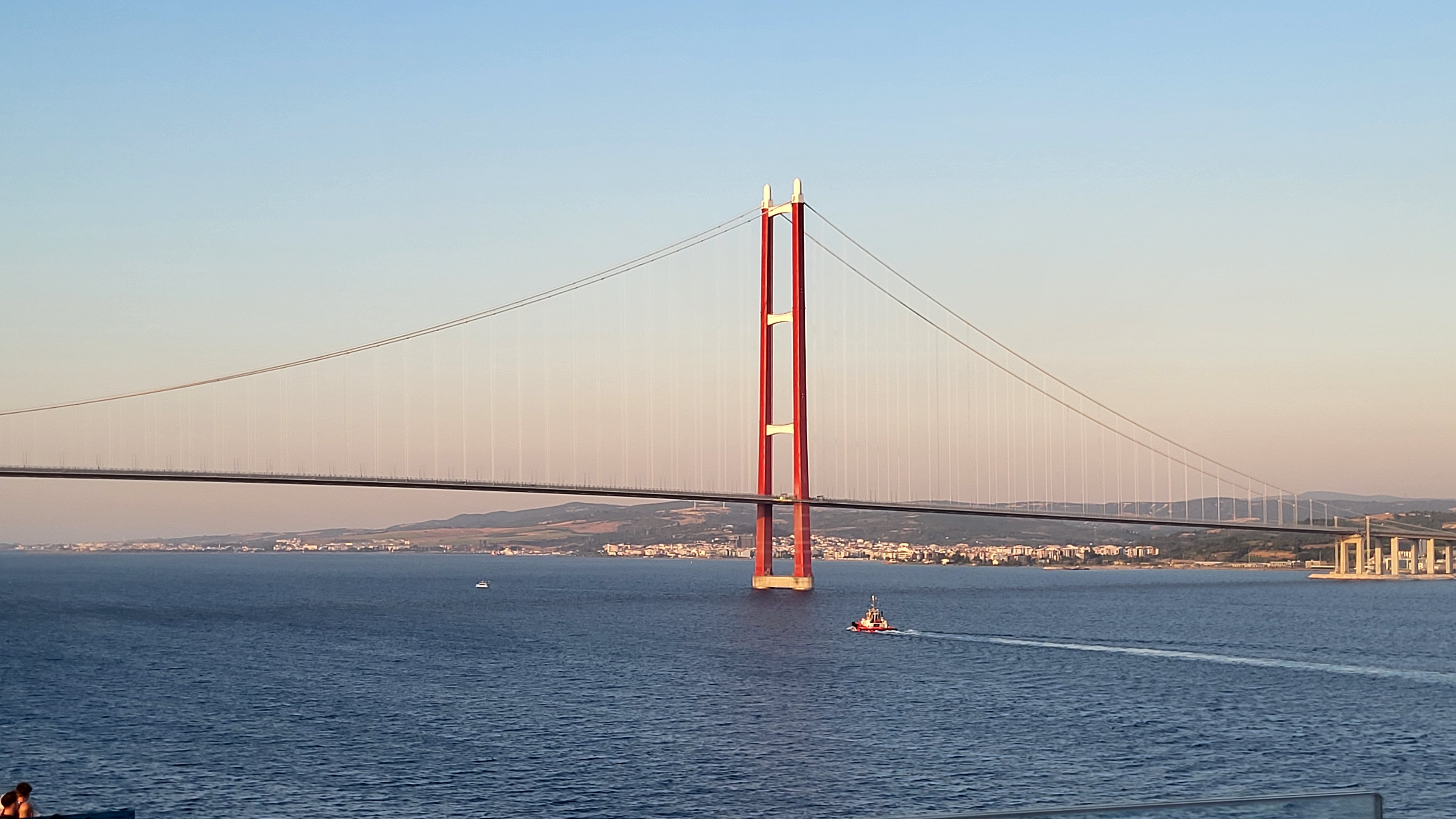 Canakkale Brücke Richtung Istanbul